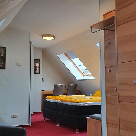 Hotel/Restaurant Balkan Зёммерда Экстерьер фото