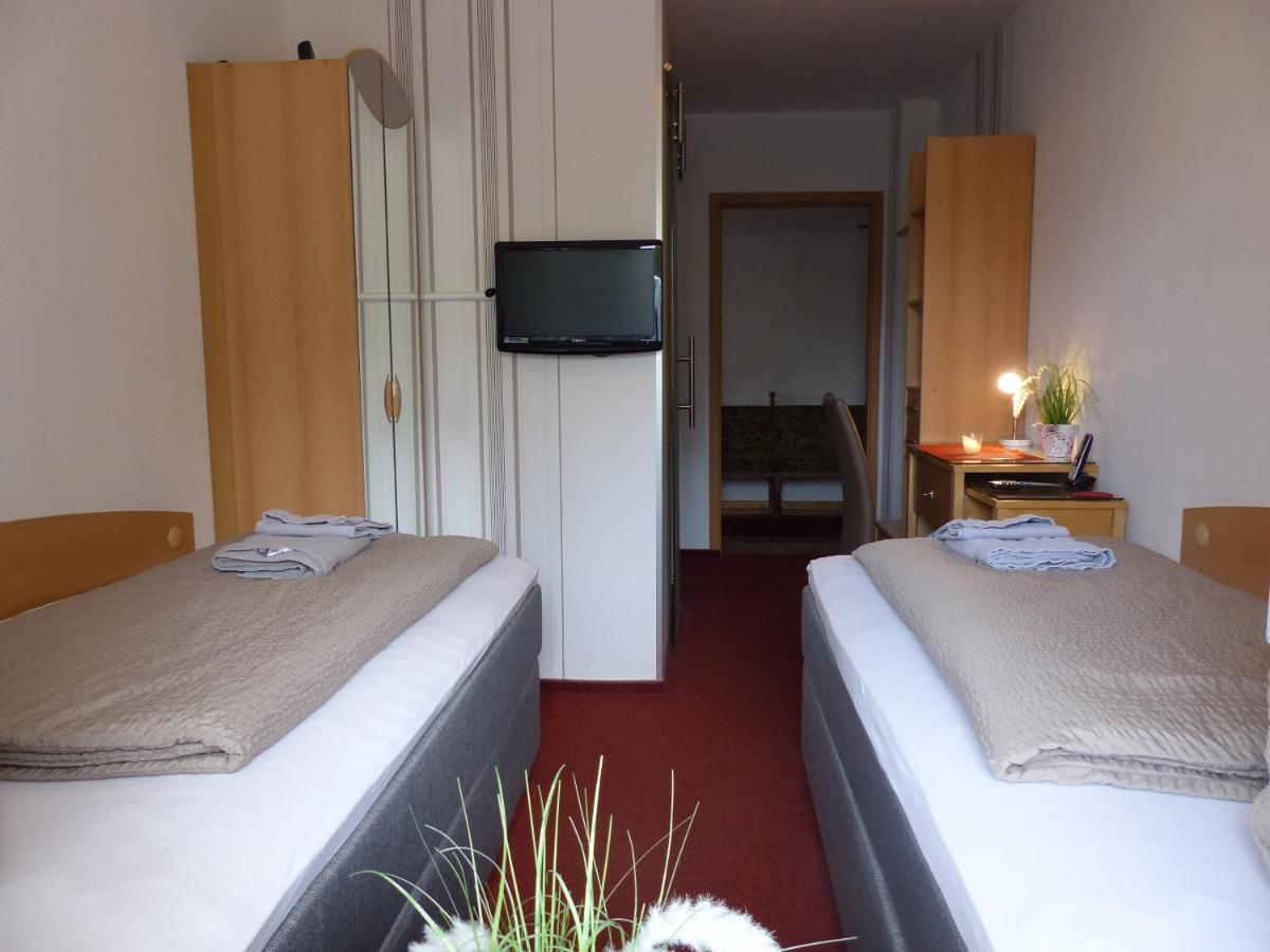 Hotel/Restaurant Balkan Зёммерда Экстерьер фото