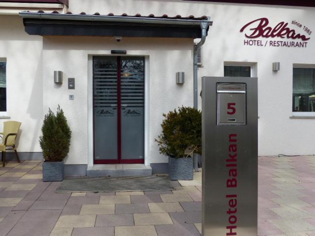 Hotel/Restaurant Balkan Зёммерда Экстерьер фото