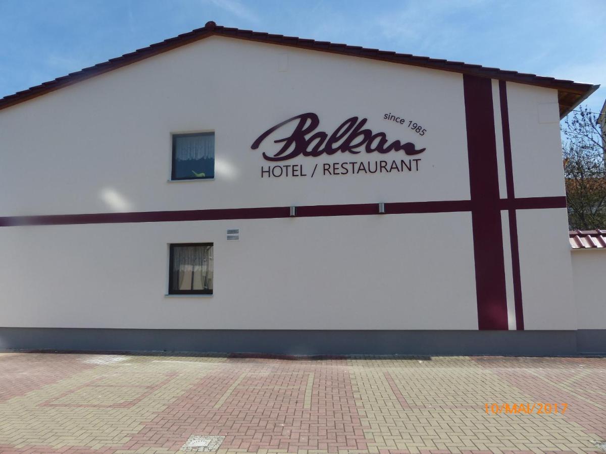 Hotel/Restaurant Balkan Зёммерда Экстерьер фото