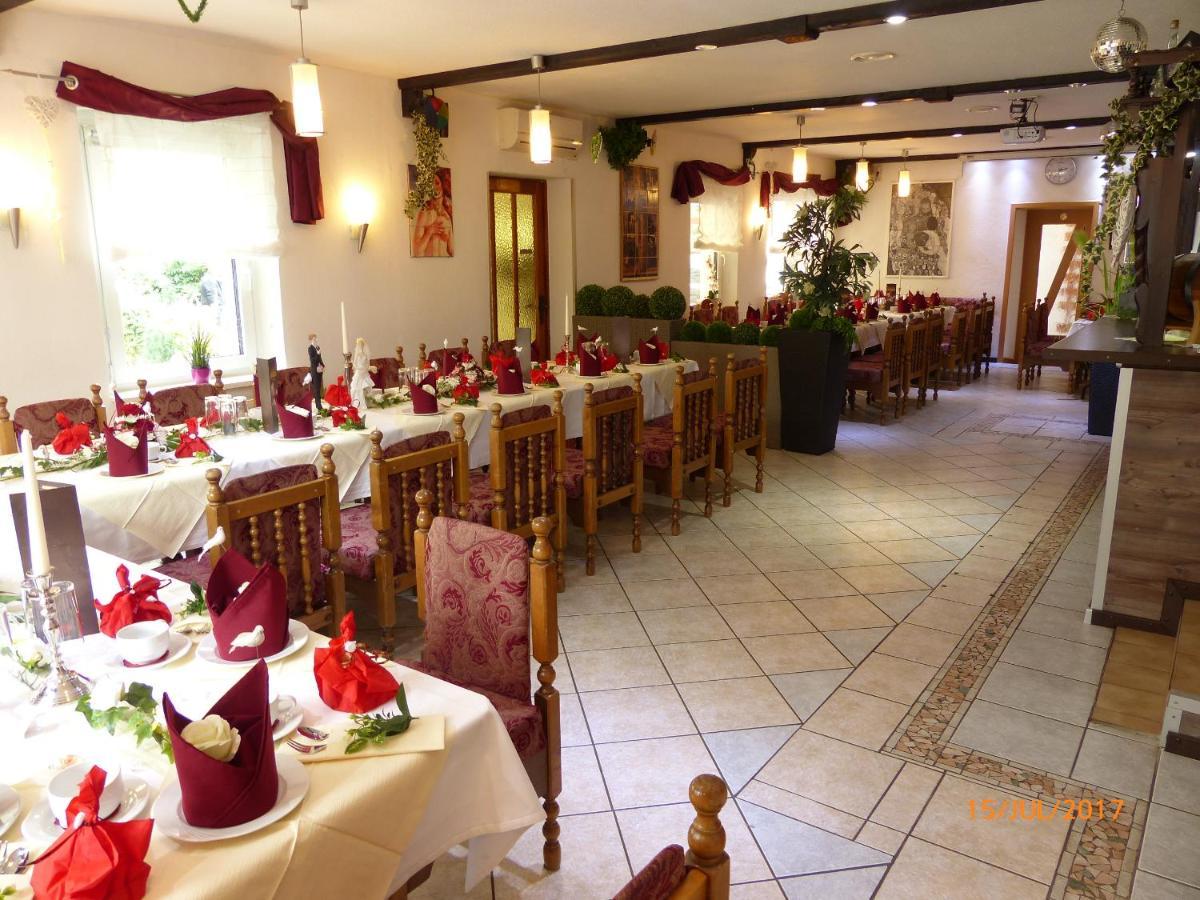 Hotel/Restaurant Balkan Зёммерда Экстерьер фото