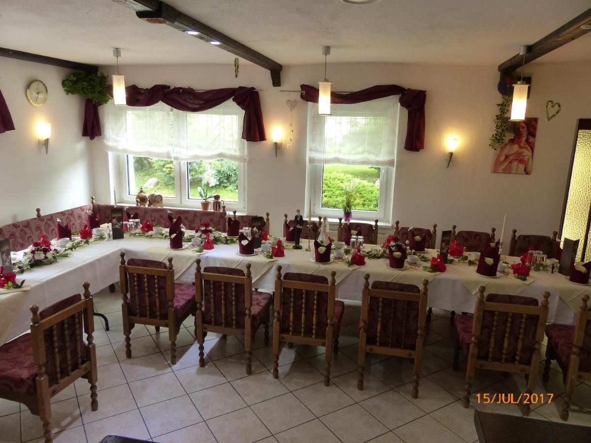 Hotel/Restaurant Balkan Зёммерда Экстерьер фото